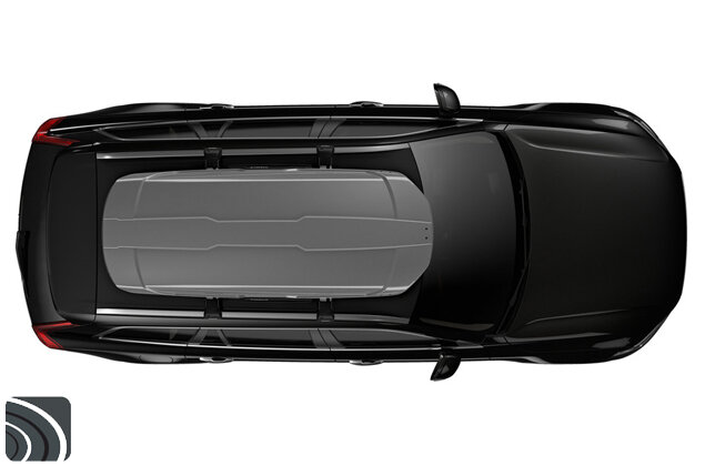 Thule Motion XT L Titan Glossy bovenzijde op auto